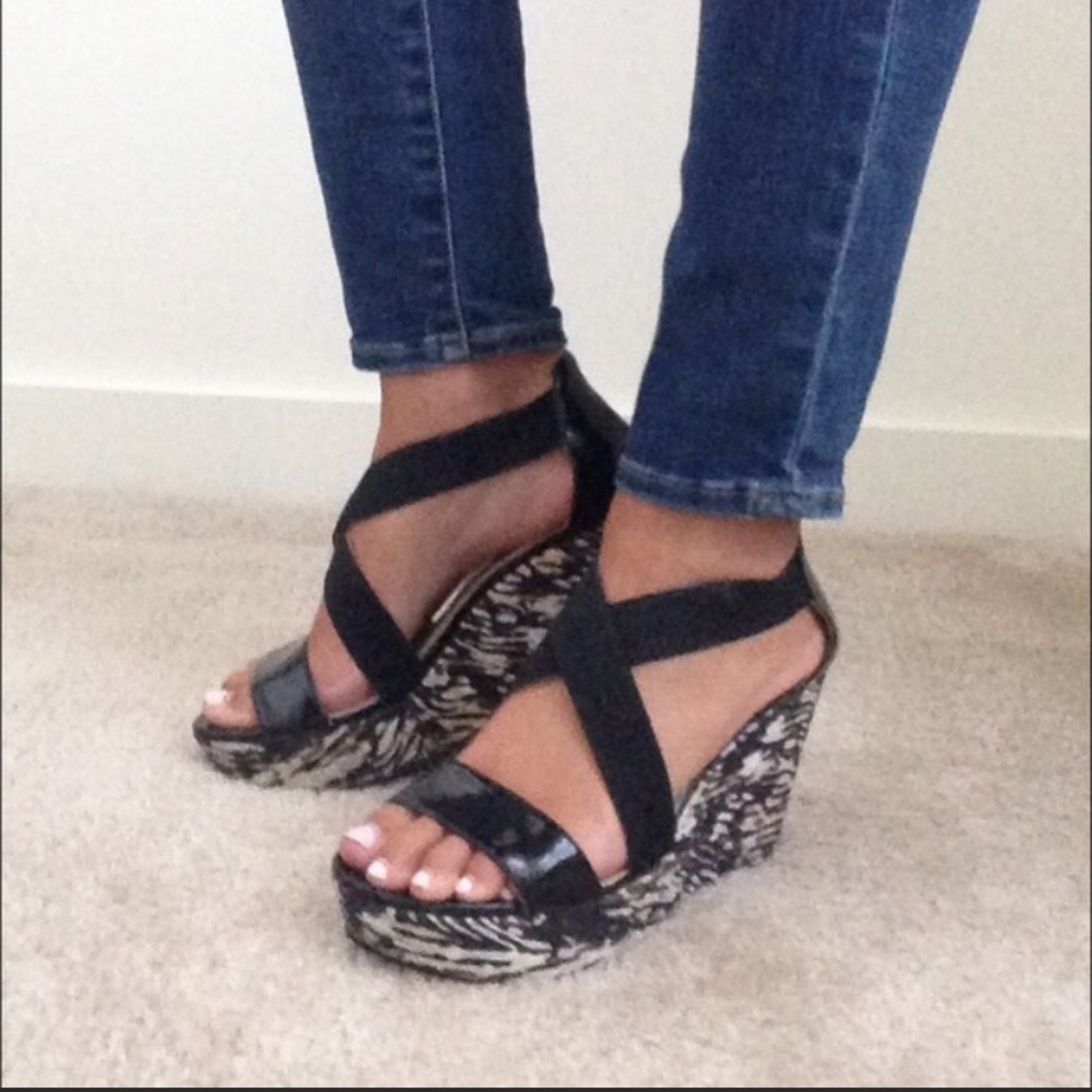 BCBG Wedges